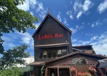 Lokis Bar Outside